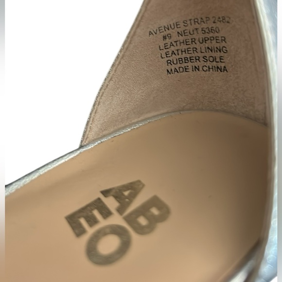 ABEO Avenue Strap in Silver Metallic Leather Dress Heel Sandal Size 9 - Picture 9 of 12